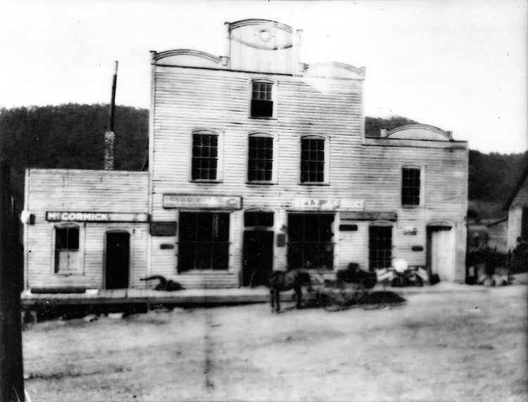 Mast Store in the 1800s with a horsedrawn buggy out front