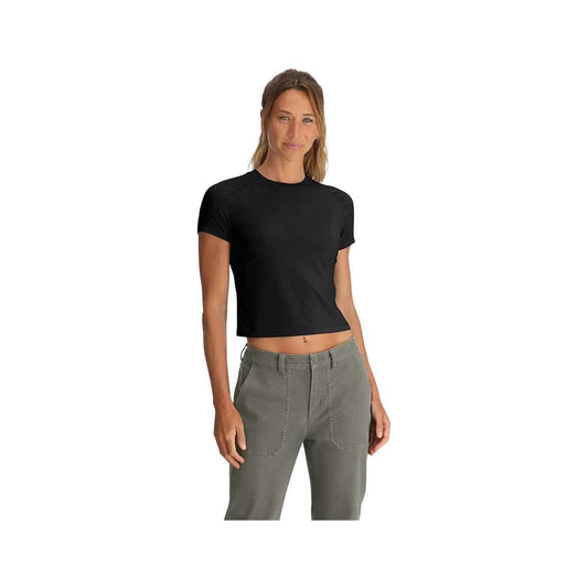 Free Fly Women's Elevate Lightweight Fitted Short Sleeve T-Shirt
