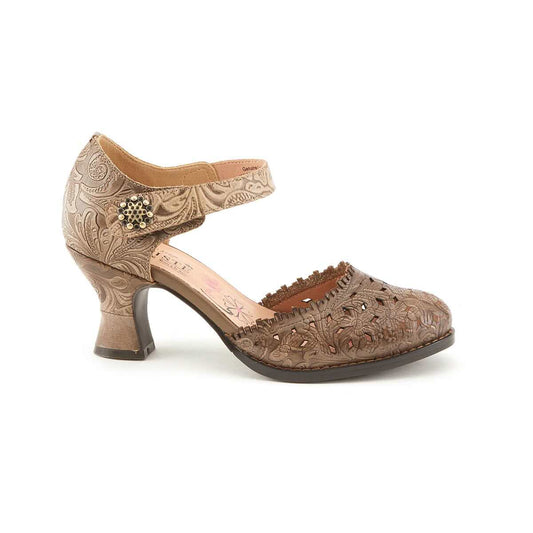 L'Artiste Women's Visionary Ankle Strap Shoe