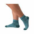 Wide Open Women's Single Stripe Cushioned Quarter Socks Teal