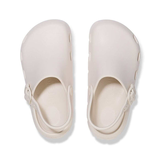 Color swatch for Birkenstock Kids' Birki Flow Clogs in Eggshell