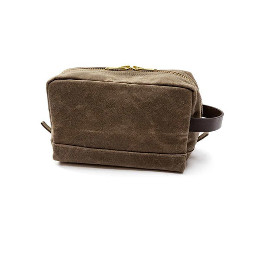 Color swatch for Duck Head Waxed Canvas Dopp Kit in Field Brown