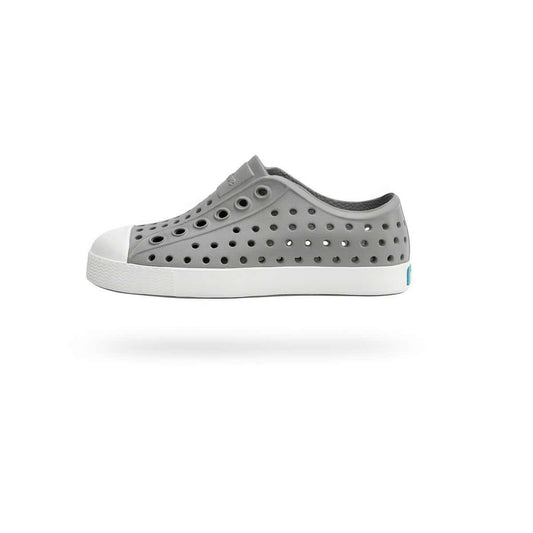 Color swatch for Youth Jefferson Slip On Shoes in Pgngry Shlwht