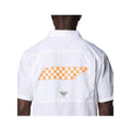 Columbia Men's University of Tennessee PFG Slack Tide Camp Short Sleeve Shirt