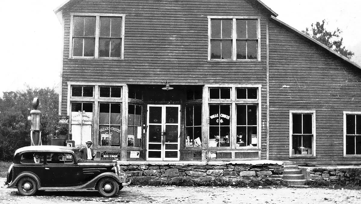 Mast Store Annex Storefront in 1928