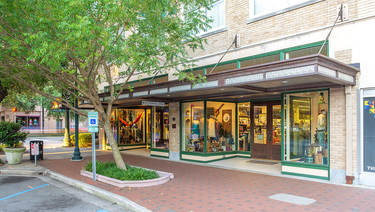 Mast Store Columbia Storefront
